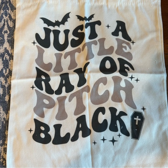 Little gothic canvas totes bag! NEW “Just a Little Ray of Pitch Black” - Picture 3 of 3